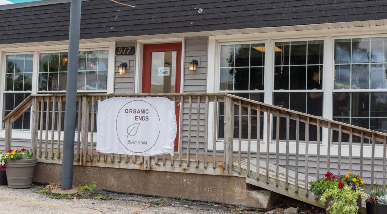 call out image for Organic Ends Salon & Spa